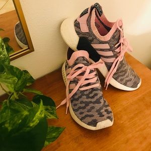 Adidas Sneakers